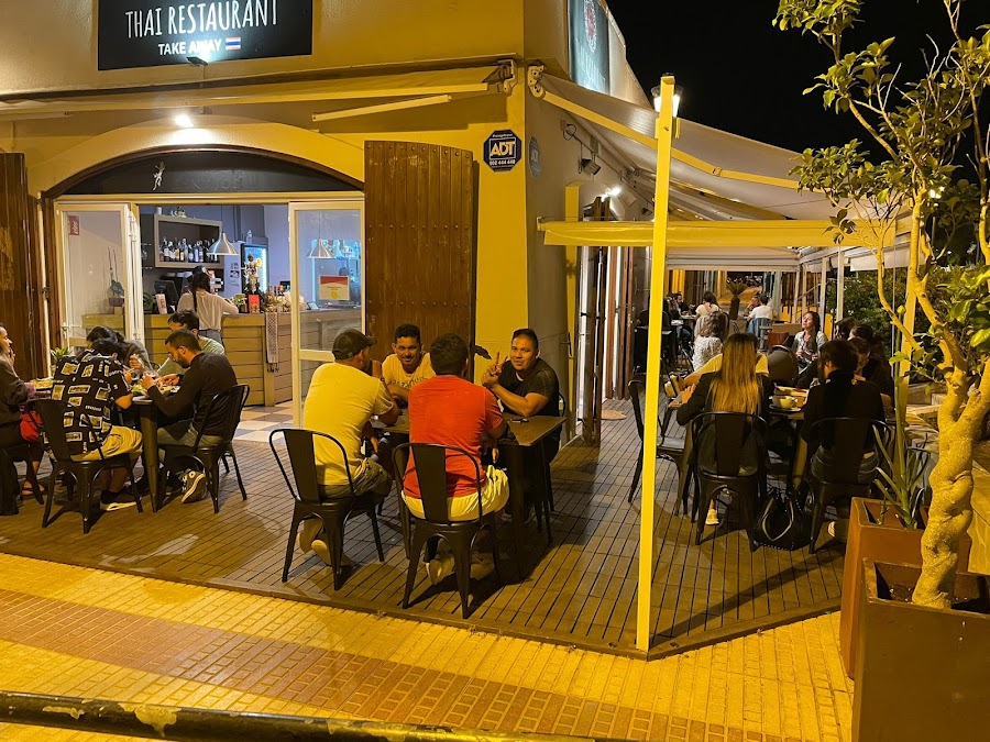 Ca Na Hathai - Thai Sant Jordi